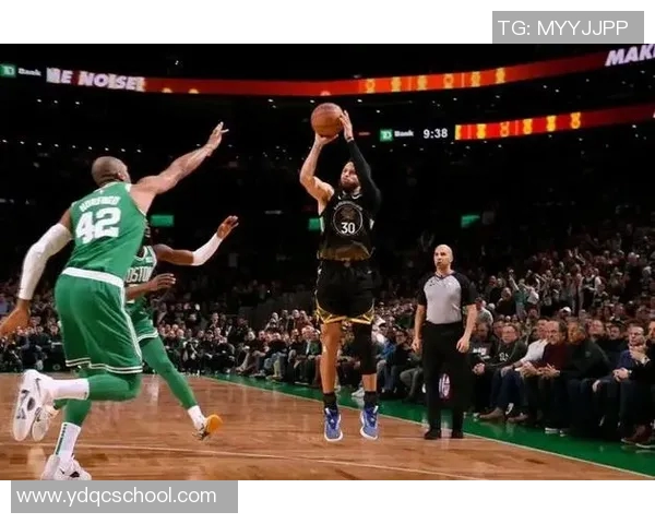 5月7日NBA季后赛精彩对决雄鹿队迎战凯尔特人队争夺晋级机会 5月7日NBA季后赛精彩对决雄鹿队迎战凯尔特人队争夺晋级机会